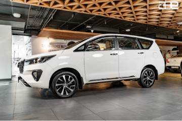 Innova Crysta Hire