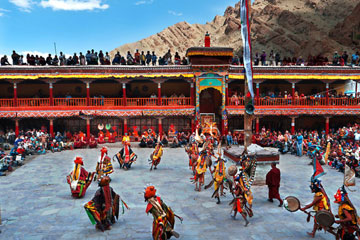 Monastery Tour in Leh